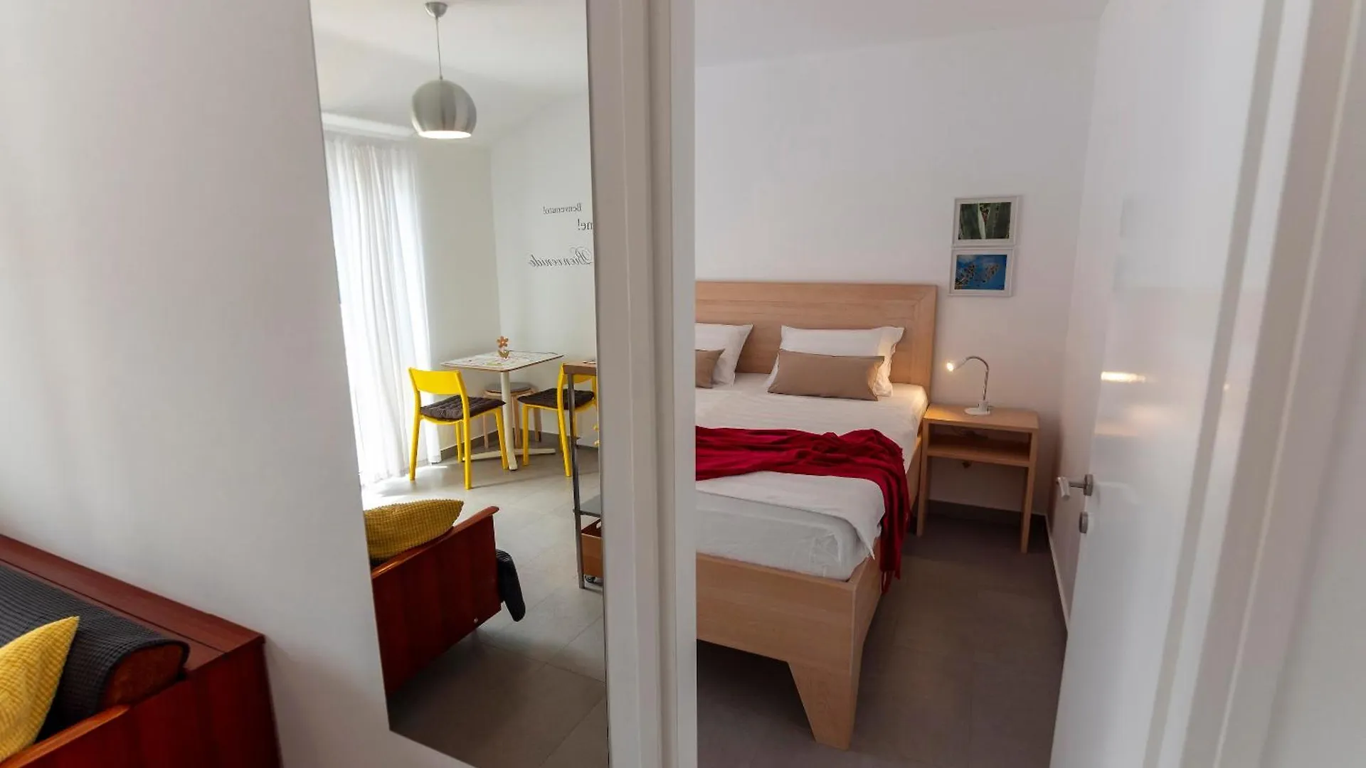 Haus Helga Lägenhet Rab Town