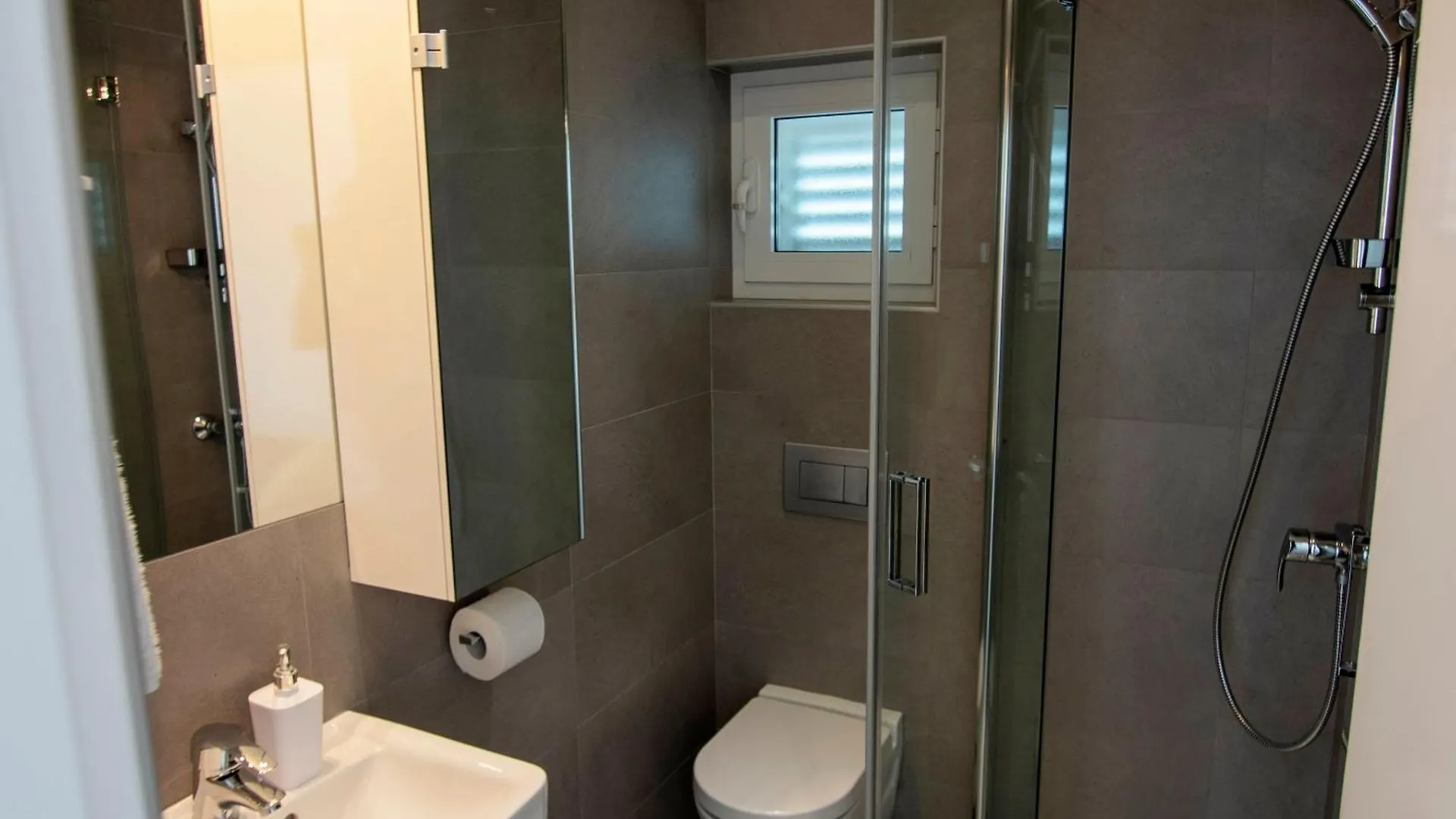 Haus Helga Apartment Rab Town 0*,